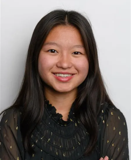 Bailey Darbro_Headshot_0.jpg