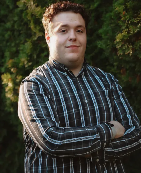 Garrett T Headshot_0.JPEG