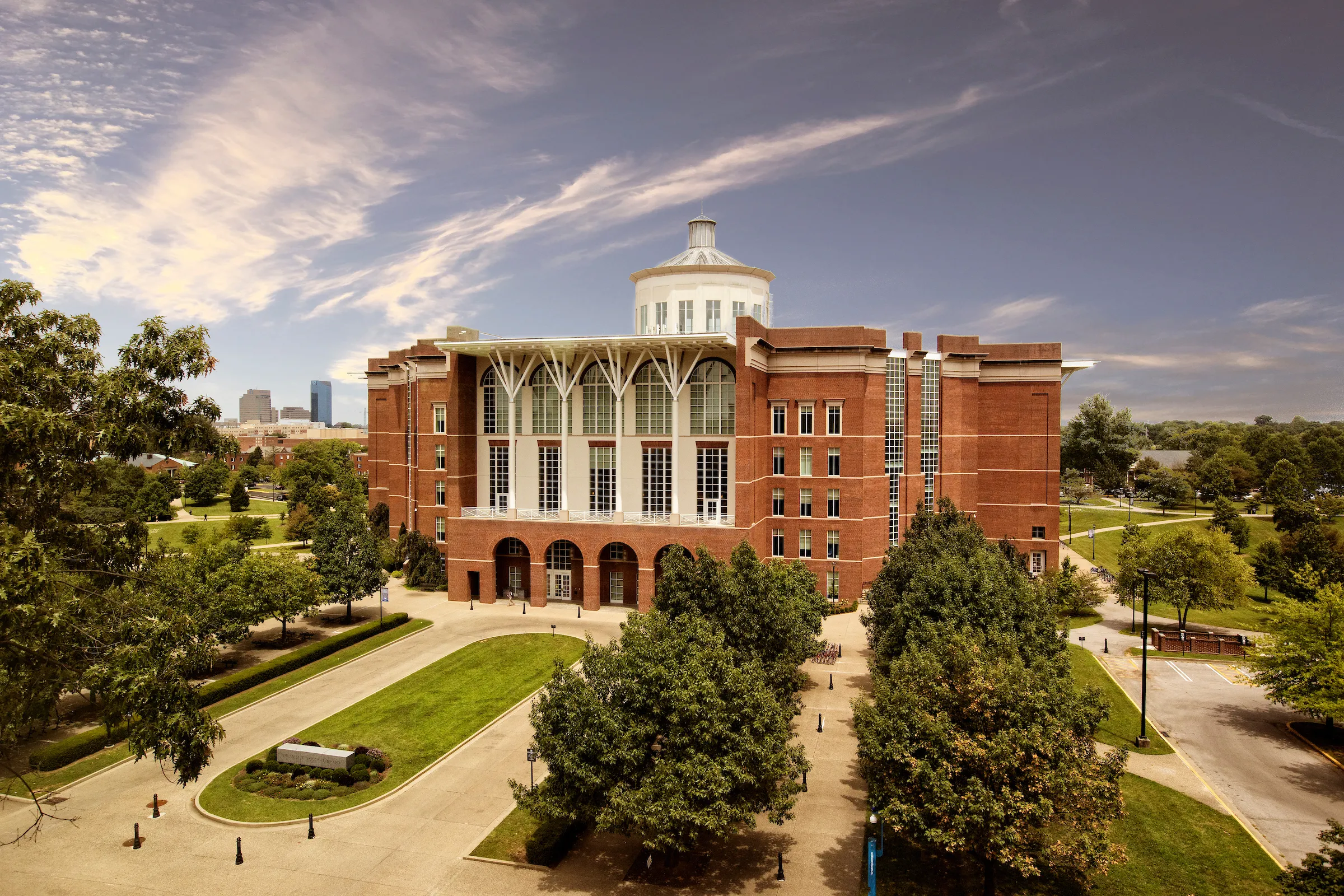 UK Libraries will present the 2018 Paul A. Willis Outstanding Faculty Award to Kate Seago at tonight’s UK Libraries Spring Gala, at Young Library. Mark Cornelison | UK Photo.