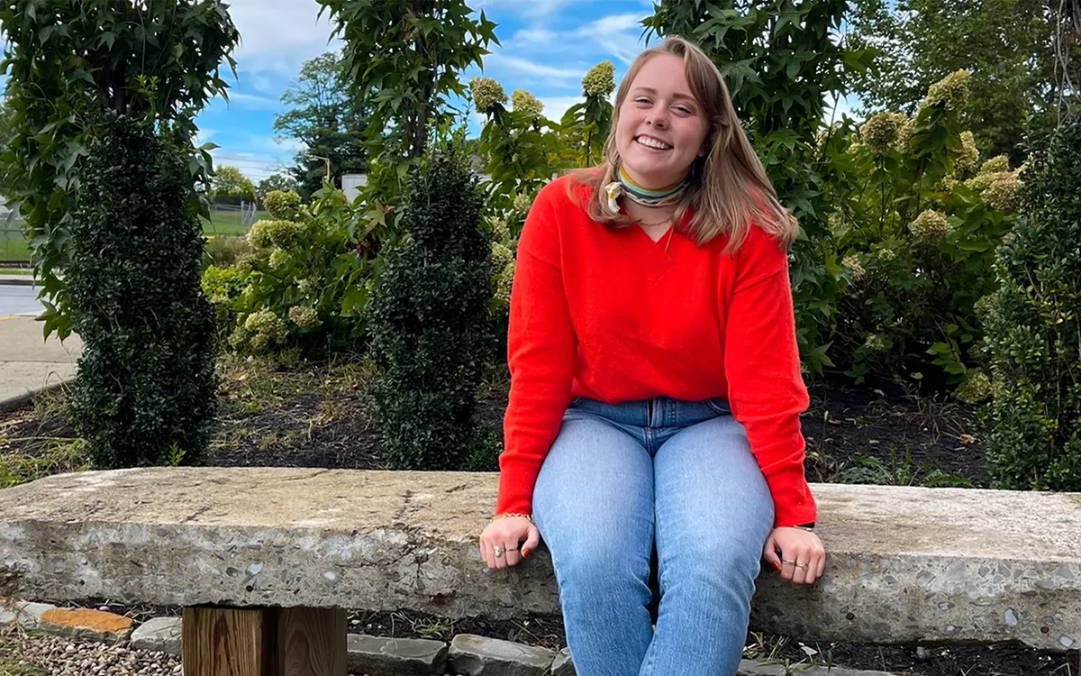 Rayleigh Deaton has been awarded an English-Speaking Union (ESU) Scholarship by the English-Speaking Union Kentucky Branch. The scholarship will give Deaton the opportunity to study English literature at the University of Oxford this summer.