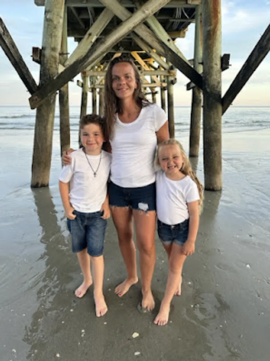 King with her children, Waylon and Iris (Photo by J. Glendenning, IRJ)