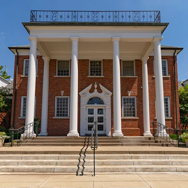 King Alumni House on the UK campus.